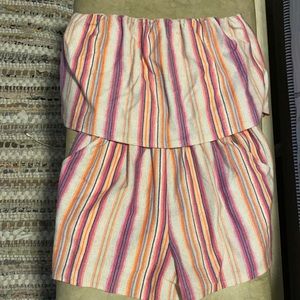 Great lightweight fit, runs closer to a medium